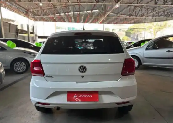VOLKSWAGEN-GOL-2017