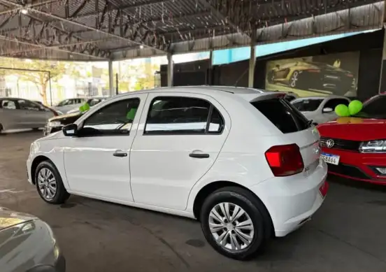 VOLKSWAGEN-GOL-2017