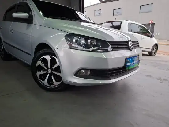 VOLKSWAGEN-GOL-2015