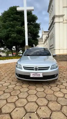 VOLKSWAGEN-GOL-2009