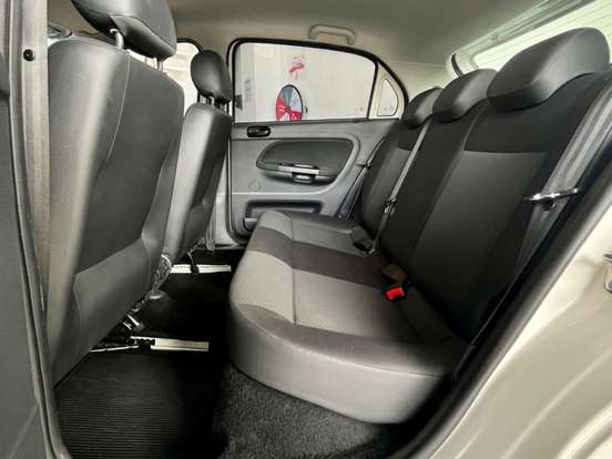 VOLKSWAGEN-GOL-1.0 12V MPI TOTALFLEX 4P MANUAL VOLKSWAGEN-GOL-2022