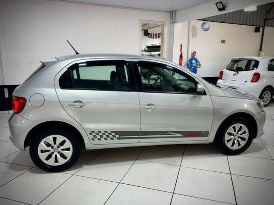 VOLKSWAGEN-GOL-2014