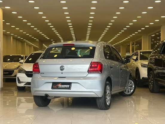 VOLKSWAGEN-GOL-2020