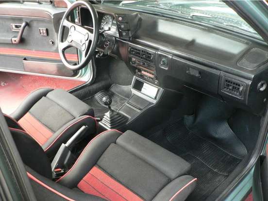 VOLKSWAGEN-GOL-1.8 GTS 8V GASOLINA 2P MANUAL VOLKSWAGEN-GOL-1990
