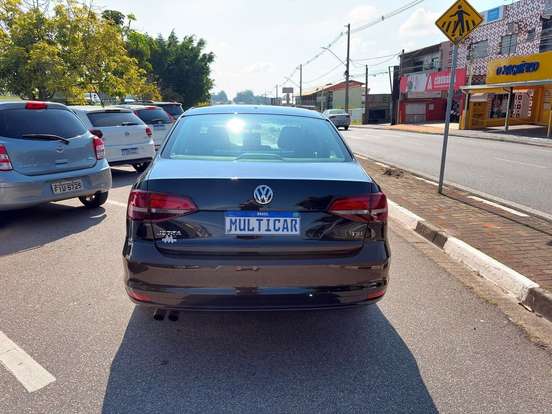 VOLKSWAGEN-JETTA-1.4 16V TSI TRENDLINE GASOLINA 4P TIPTRONIC VOLKSWAGEN-JETTA-2016