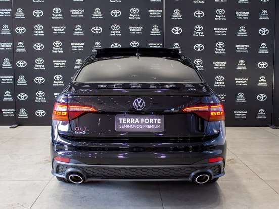 VOLKSWAGEN-JETTA-2024