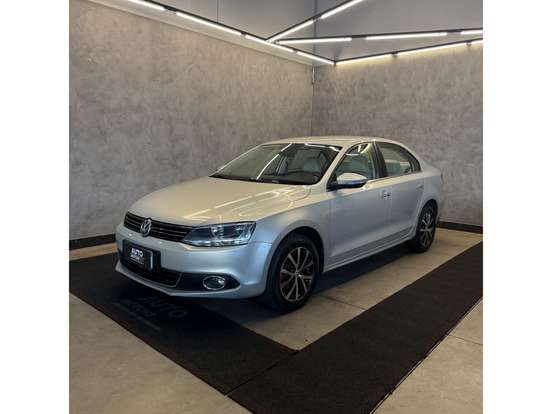 VOLKSWAGEN-JETTA-2.0 COMFORTLINE FLEX 4P TIPTRONIC VOLKSWAGEN-JETTA-2011