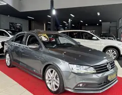 VOLKSWAGEN JETTA 2.0 TSI HIGHLINE 211CV GASOLINA 4P TIPTRONIC VOLKSWAGEN JETTA 2.0 TSI HIGHLINE 211CV GASOLINA 4P TIPTRONIC
