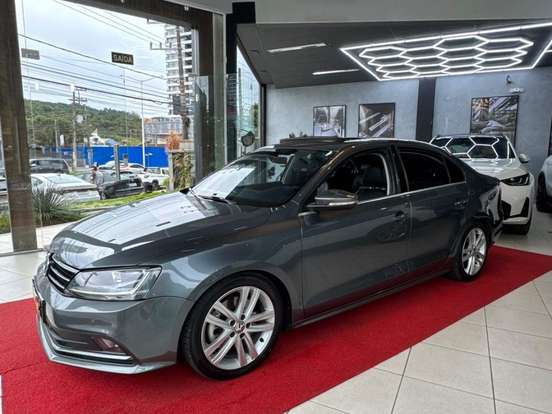 VOLKSWAGEN-JETTA-2.0 TSI HIGHLINE 211CV GASOLINA 4P TIPTRONIC VOLKSWAGEN-JETTA-2017