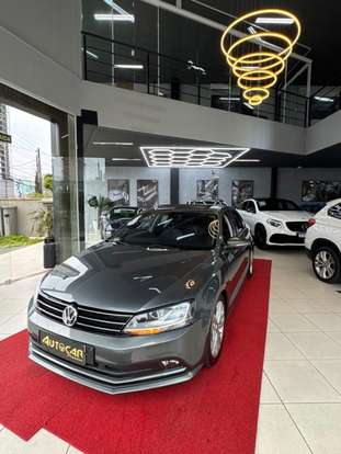 VOLKSWAGEN-JETTA-2017