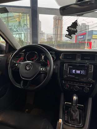 VOLKSWAGEN-JETTA-2.0 TSI HIGHLINE 211CV GASOLINA 4P TIPTRONIC VOLKSWAGEN-JETTA-2017