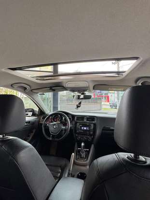VOLKSWAGEN-JETTA-2017