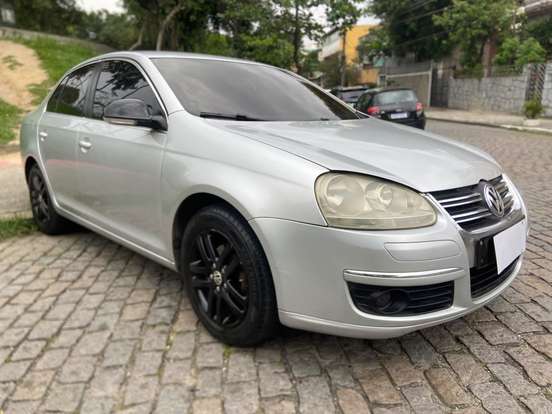 VOLKSWAGEN-JETTA-2.5 I 20V 170CV GASOLINA 4P TIPTRONIC VOLKSWAGEN-JETTA-2008