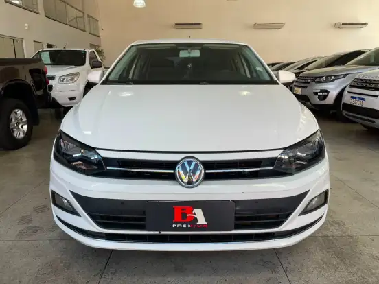 VOLKSWAGEN-POLO-2019