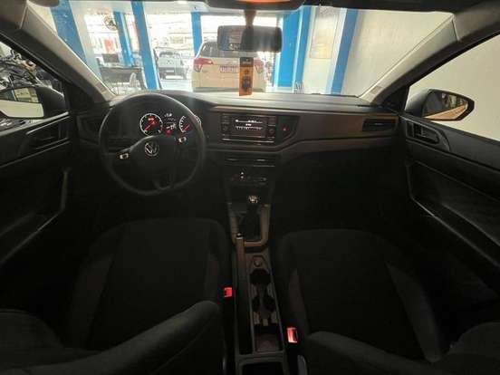 VOLKSWAGEN-POLO-2024