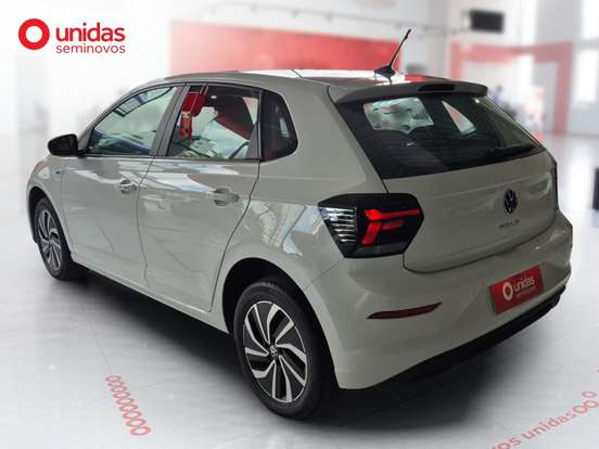 VOLKSWAGEN-POLO-1.0 170 TSI HIGHLINE AUTOMÁTICO VOLKSWAGEN-POLO-2024