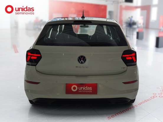 VOLKSWAGEN-POLO-2024