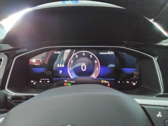 VOLKSWAGEN-POLO-2026