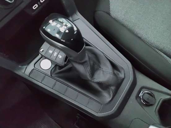 VOLKSWAGEN-POLO-2026