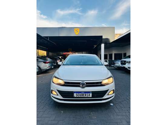 VOLKSWAGEN-POLO-2020