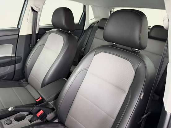 VOLKSWAGEN-POLO-1.0 200 TSI HIGHLINE AUTOMÁTICO VOLKSWAGEN-POLO-2018