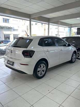 VOLKSWAGEN-POLO-2023
