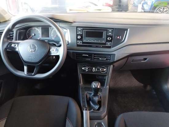 VOLKSWAGEN-POLO-2024