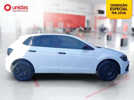 VOLKSWAGEN-POLO-2024