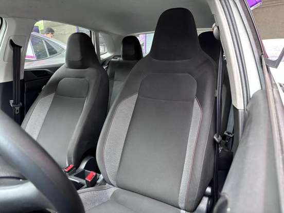 VOLKSWAGEN-POLO-2024