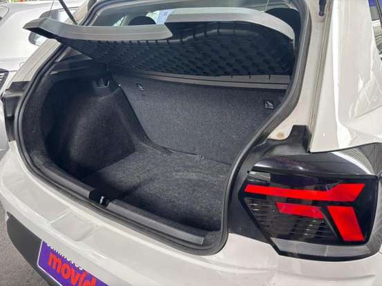VOLKSWAGEN-POLO-2024