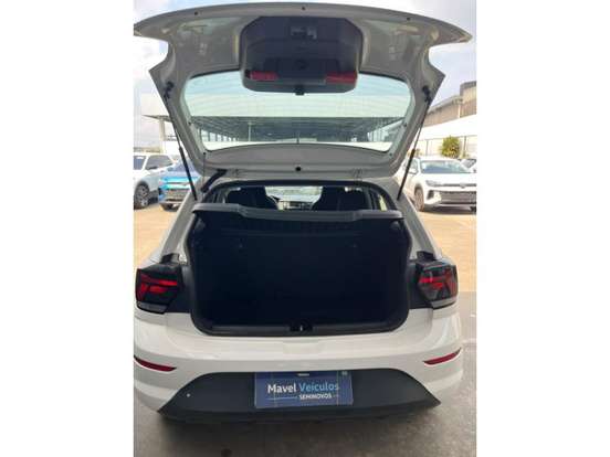VOLKSWAGEN-POLO-2024