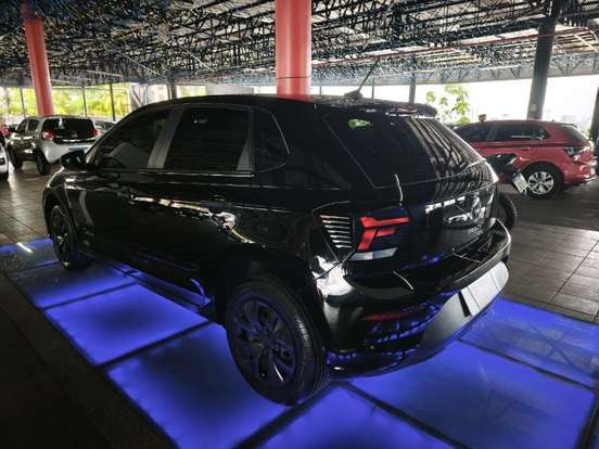 VOLKSWAGEN-POLO-2024