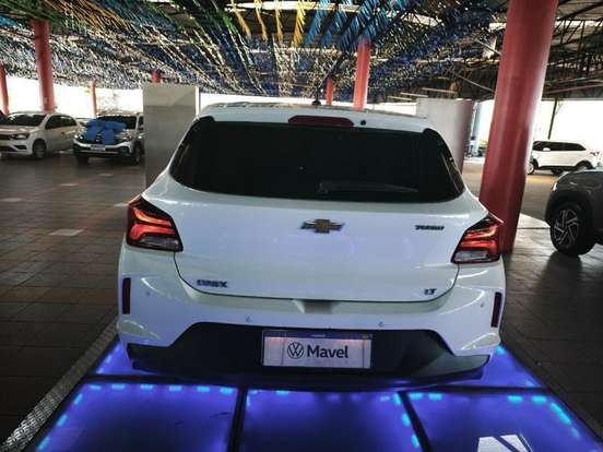 VOLKSWAGEN-POLO-2024
