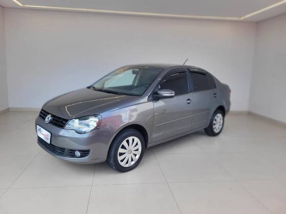 VOLKSWAGEN POLO SEDAN 1.6 MI 8V FLEX 4P MANUAL