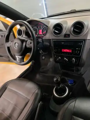 VOLKSWAGEN-SAVEIRO-2013