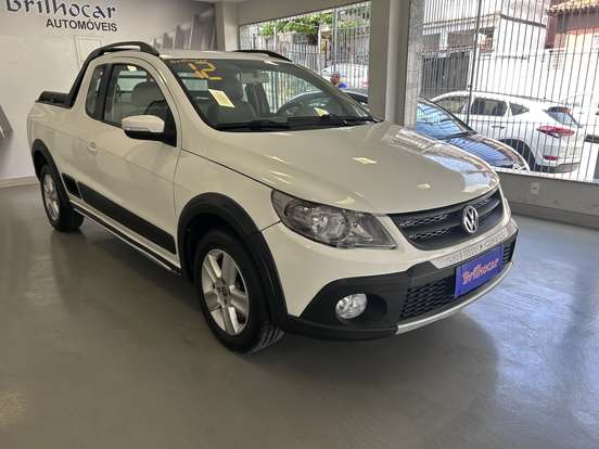 VOLKSWAGEN-SAVEIRO-2011