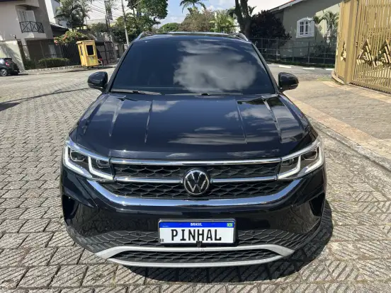 VOLKSWAGEN-TAOS-2022
