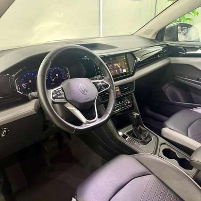 VOLKSWAGEN-TAOS-2023