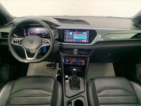 VOLKSWAGEN-TAOS-2024