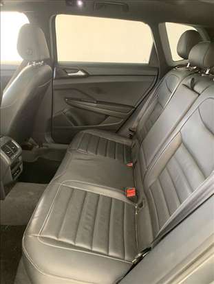 VOLKSWAGEN-TAOS-2024
