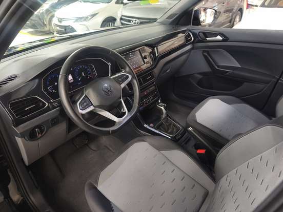 VOLKSWAGEN-T-CROSS-2022