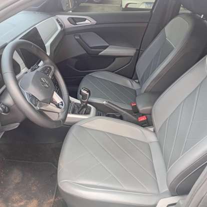 VOLKSWAGEN-T-CROSS-2025