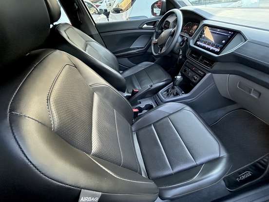 VOLKSWAGEN-T-CROSS-2024