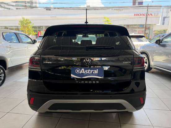 VOLKSWAGEN-T-CROSS-2025