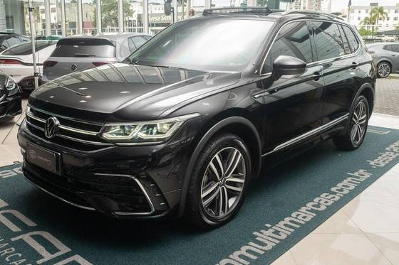 VOLKSWAGEN TIGUAN 2.0 300 TSI GASOLINA ALLSPACE R-LINE AUTOMÁTICO