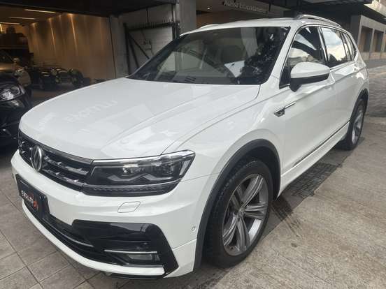 VOLKSWAGEN-TIGUAN-2019