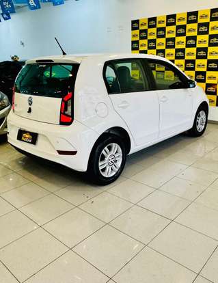 VOLKSWAGEN-UP-2018