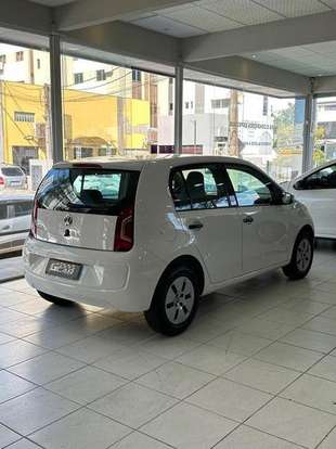 VOLKSWAGEN-UP-2014