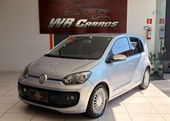 VOLKSWAGEN-UP-2015