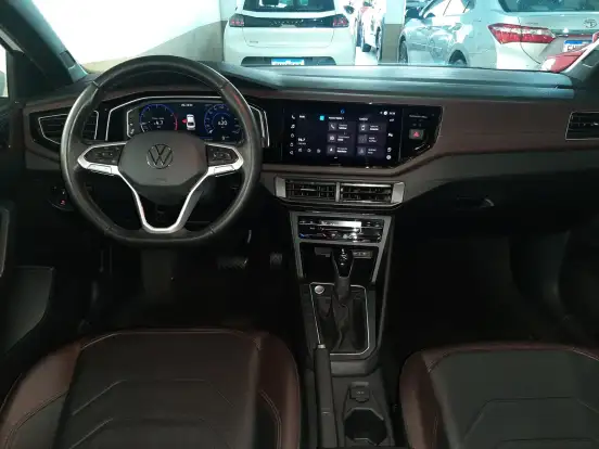 VOLKSWAGEN-VIRTUS-2024